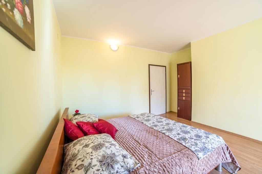 Apartments Betty Borik Ровінь Екстер'єр фото